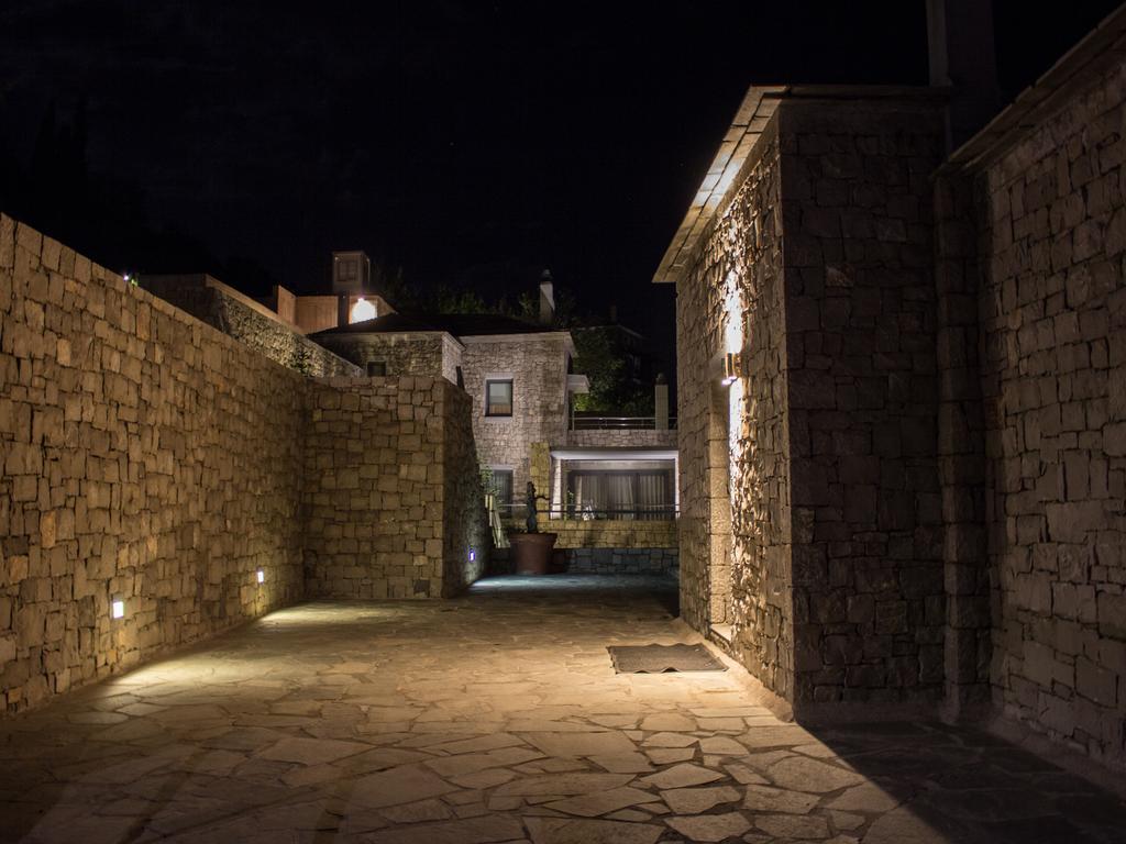Elafivolia Arachova Suites Eksteriør billede