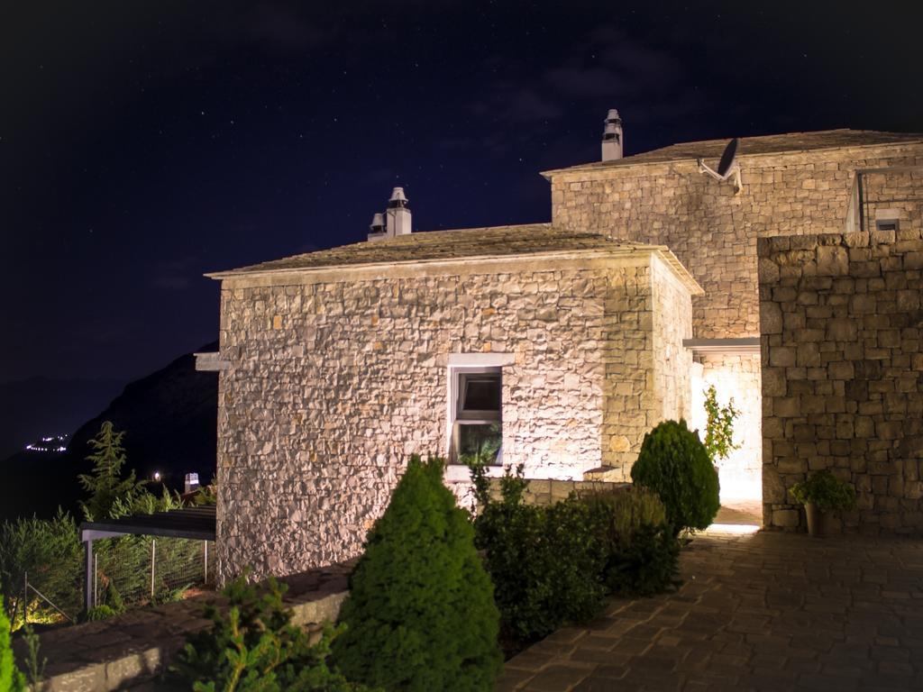 Elafivolia Arachova Suites Eksteriør billede