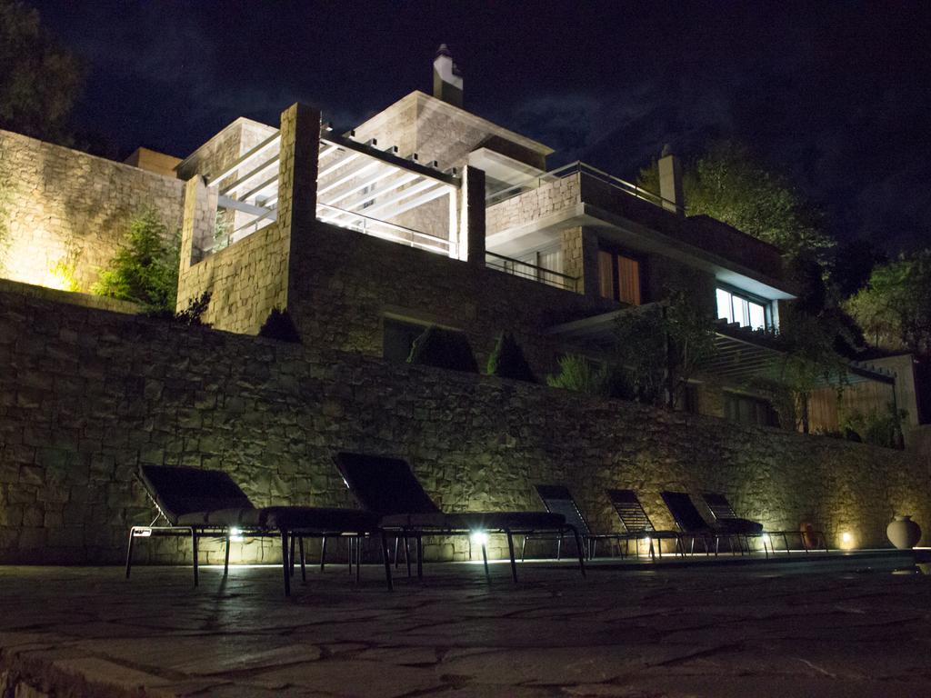 Elafivolia Arachova Suites Eksteriør billede