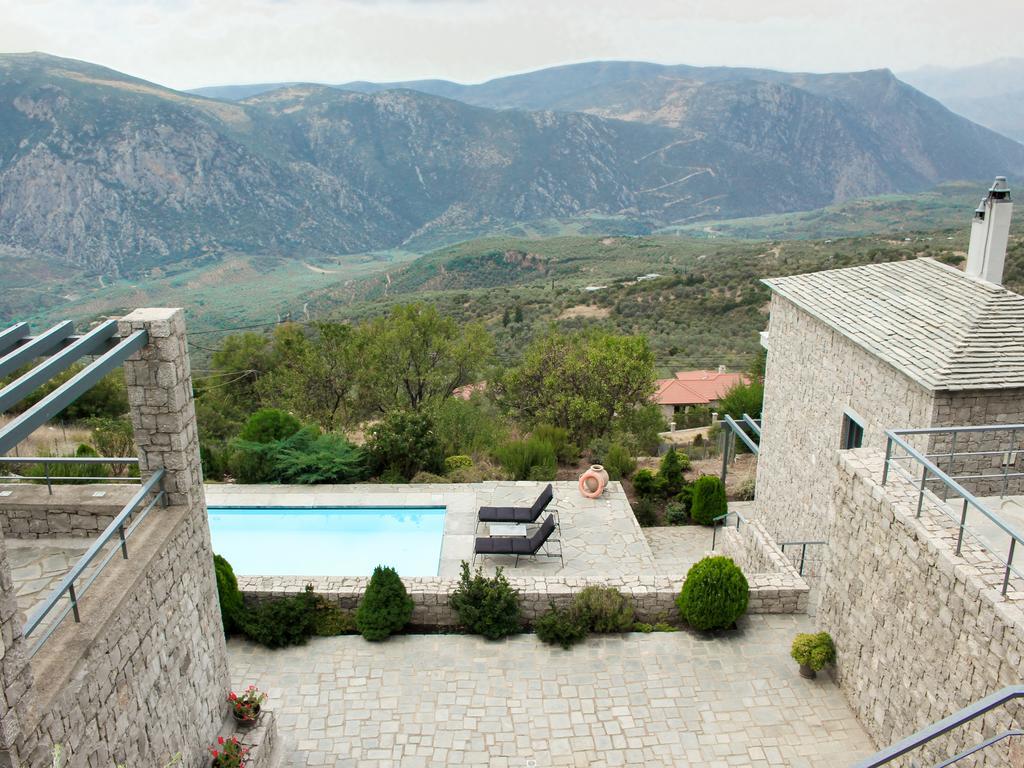 Elafivolia Arachova Suites Eksteriør billede