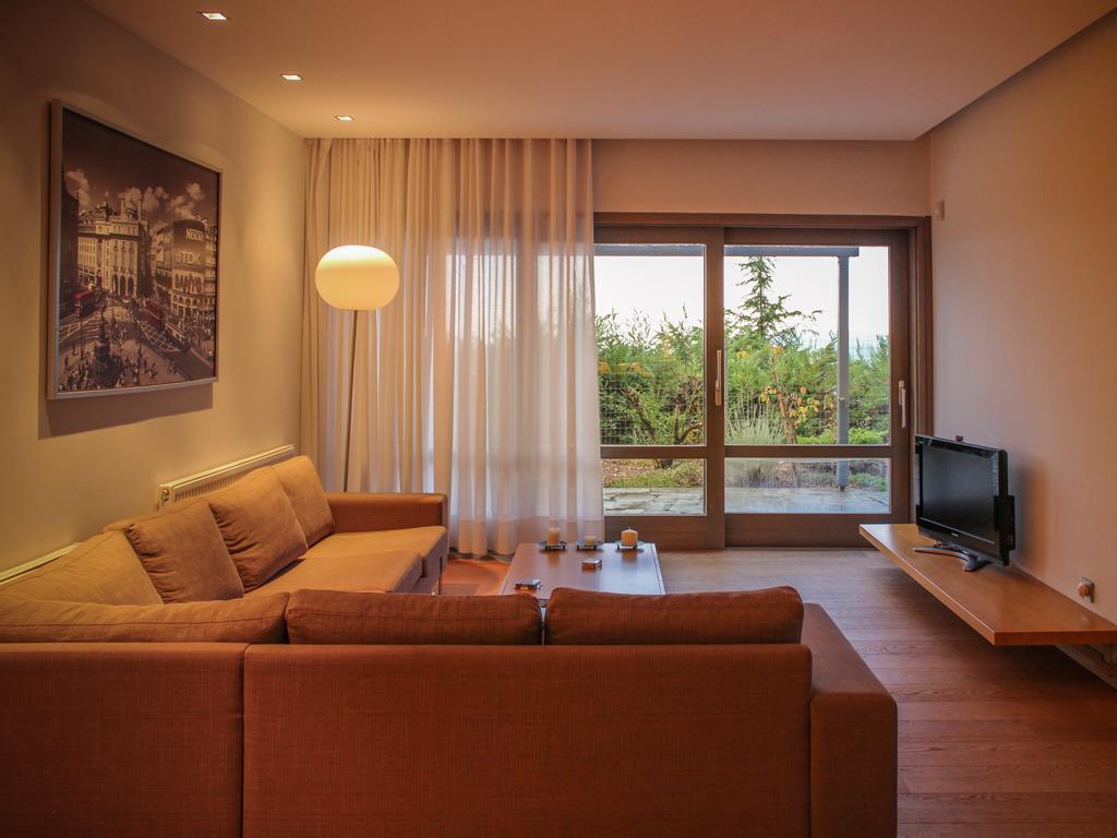 Elafivolia Arachova Suites Eksteriør billede